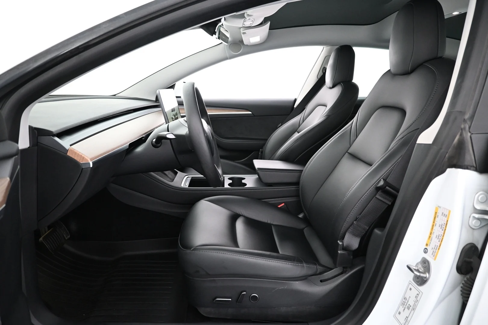 Car Image - 35xsSWekX4mXX6BZjLDEib