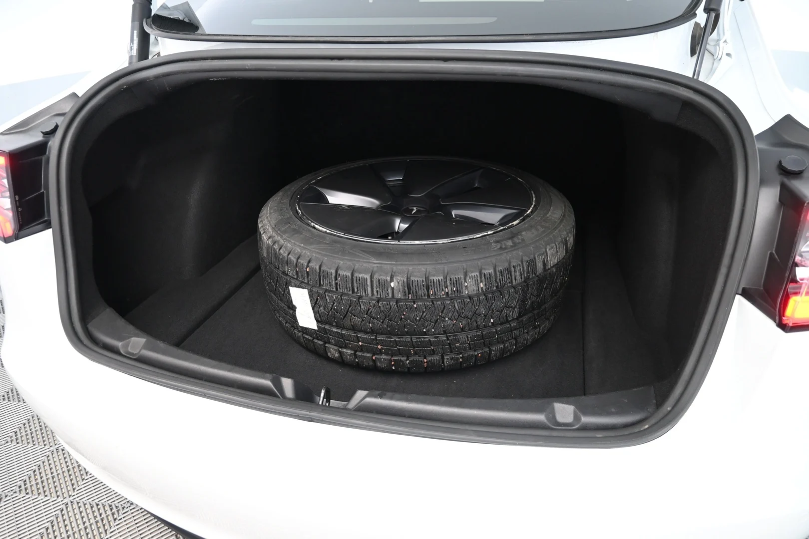 Car Image - 6mVDYmtTaH9UtFc2LLlleD