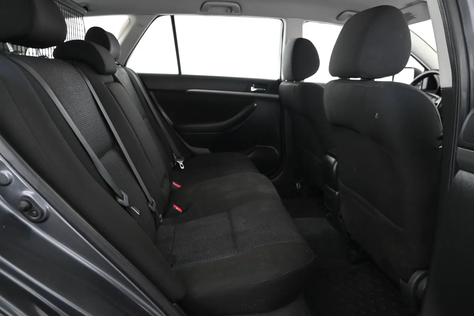Car Image - 2VdgMqEeawTsOW8UxxcT8Y