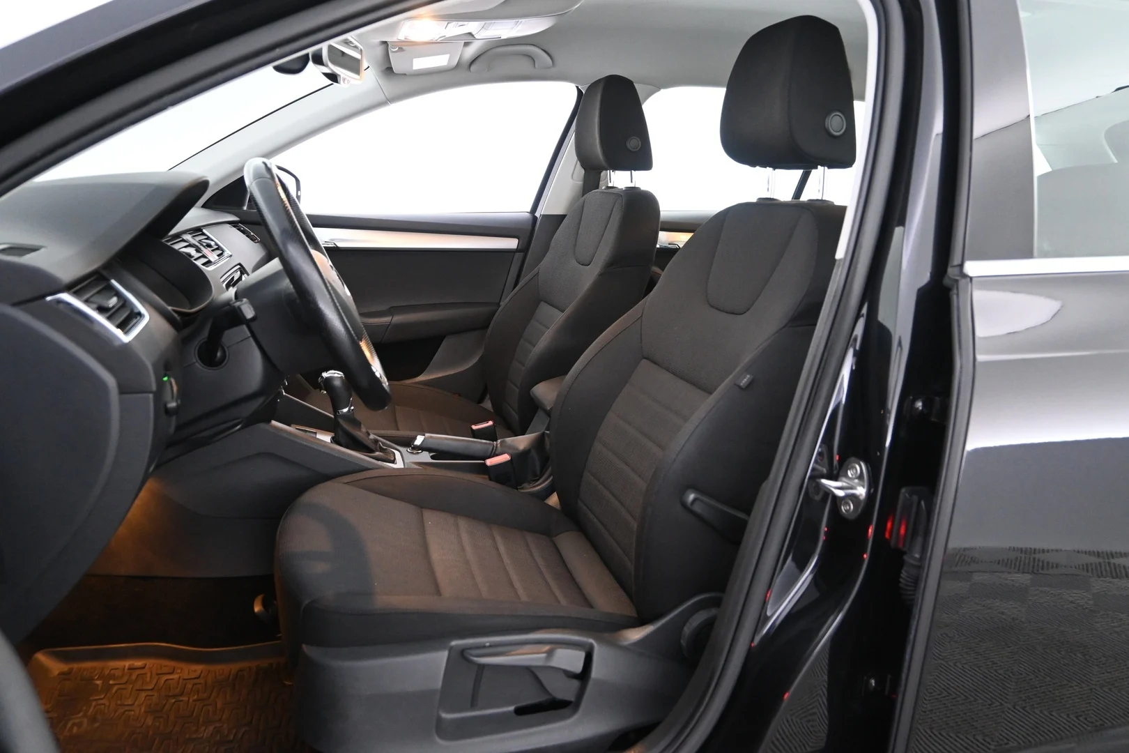 Car Image - 7xfG6Q36RkBtE0JM9B11Ft