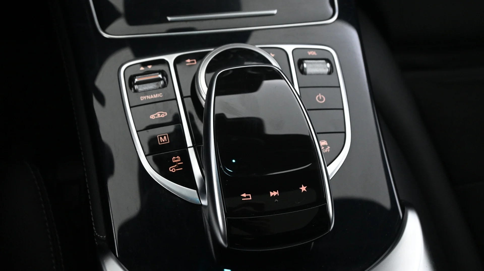 Car Image - 7JFSlusZAT7R5sYcIvZuDQ