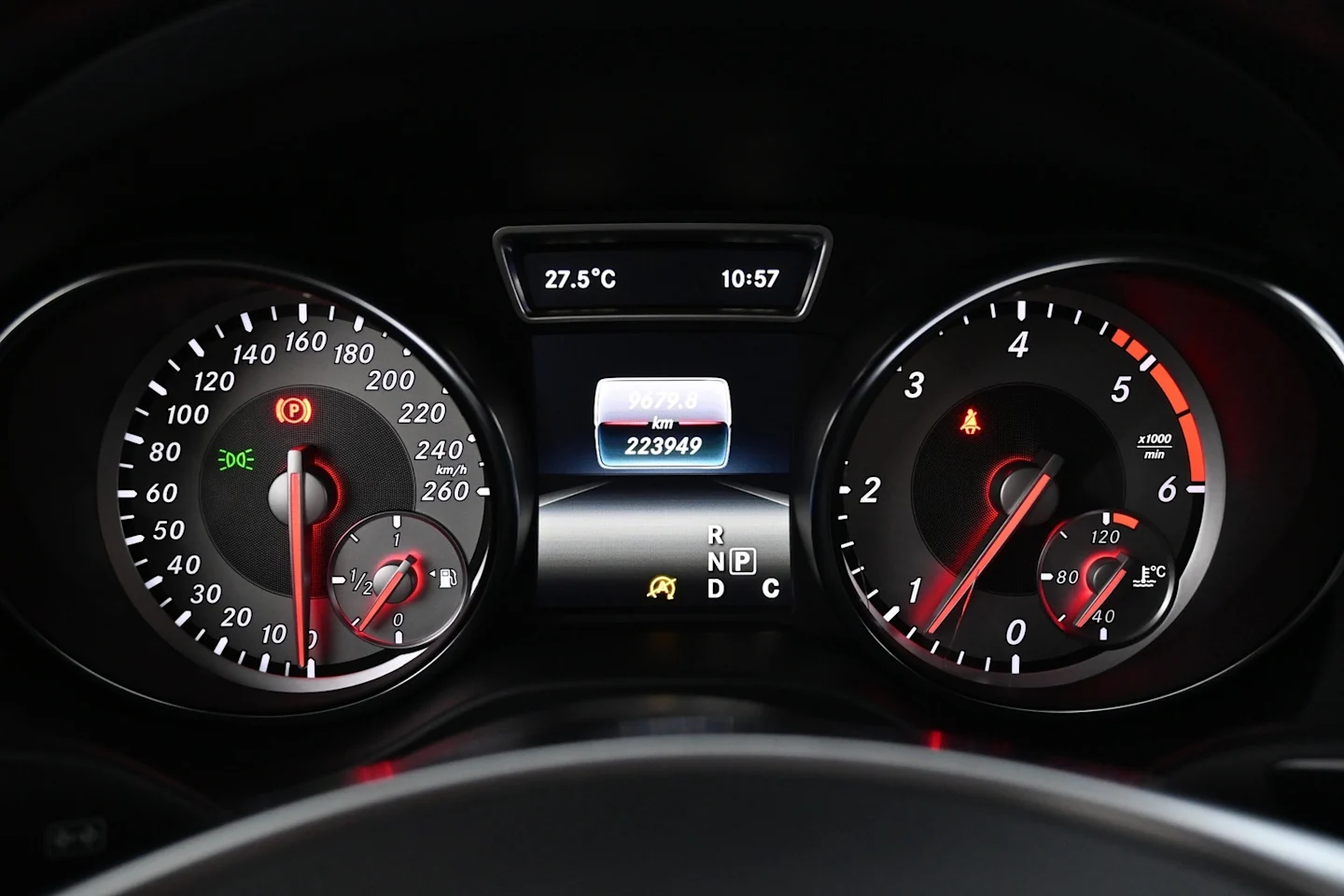 Car Image - 2uBU0KIcKFXFwSIt7KT4S6