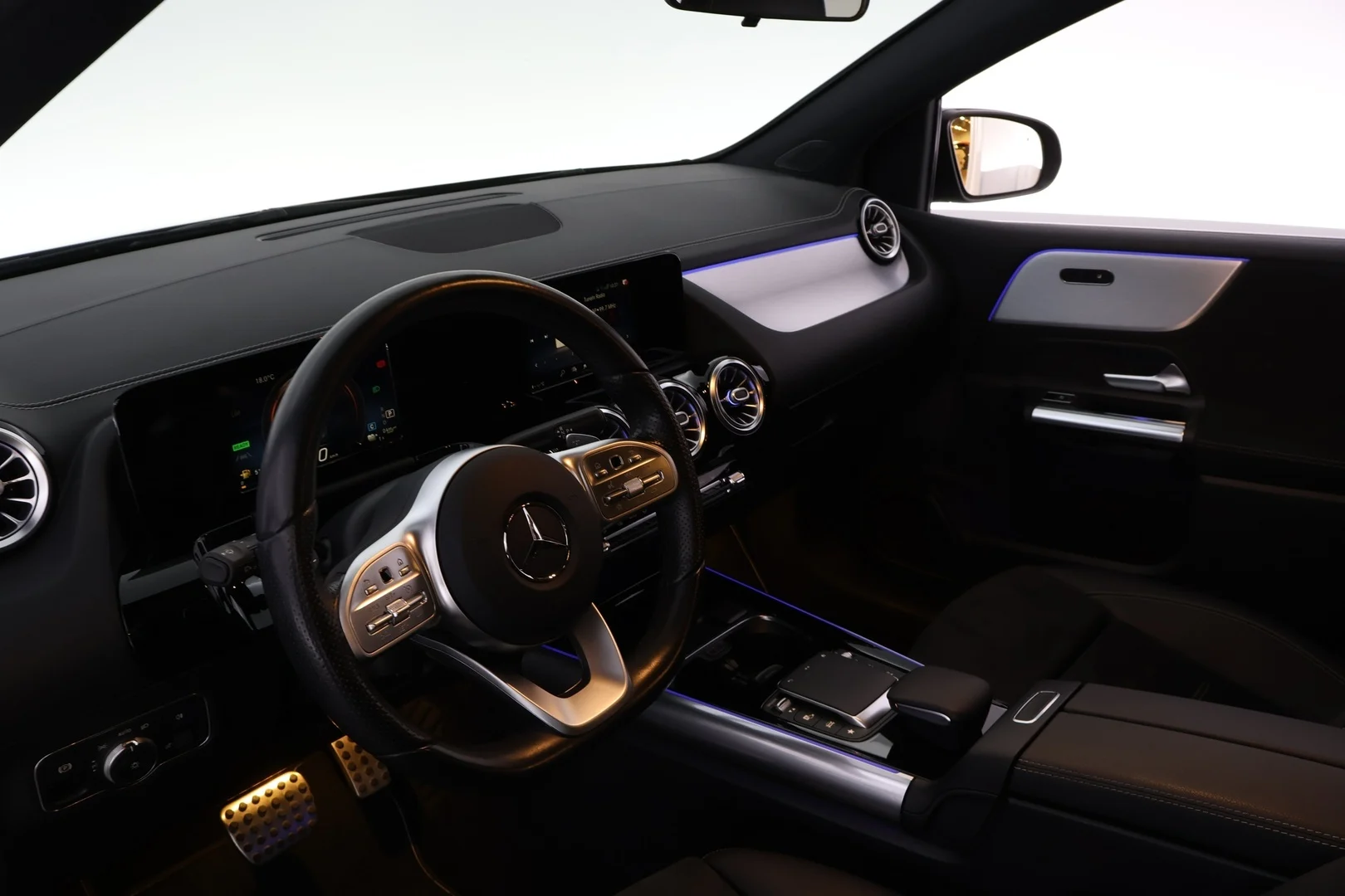 Car Image - 18dHrb12O4f68VNnxXHwtg