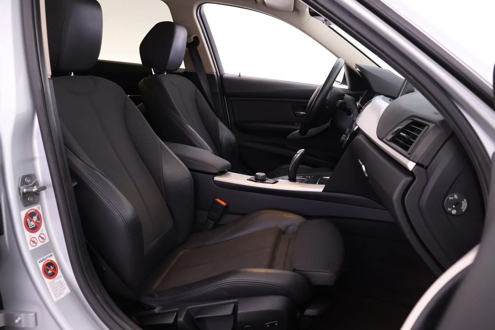 Car Image - 5cropkKPhSWPM9ZCm81oE4