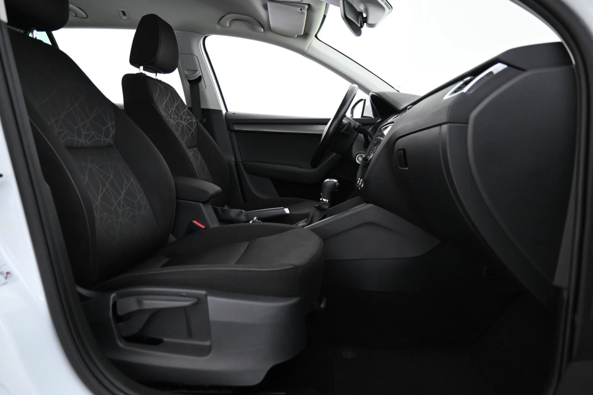 Car Image - 1jaP6xBsMjWsJrsdlBps6S