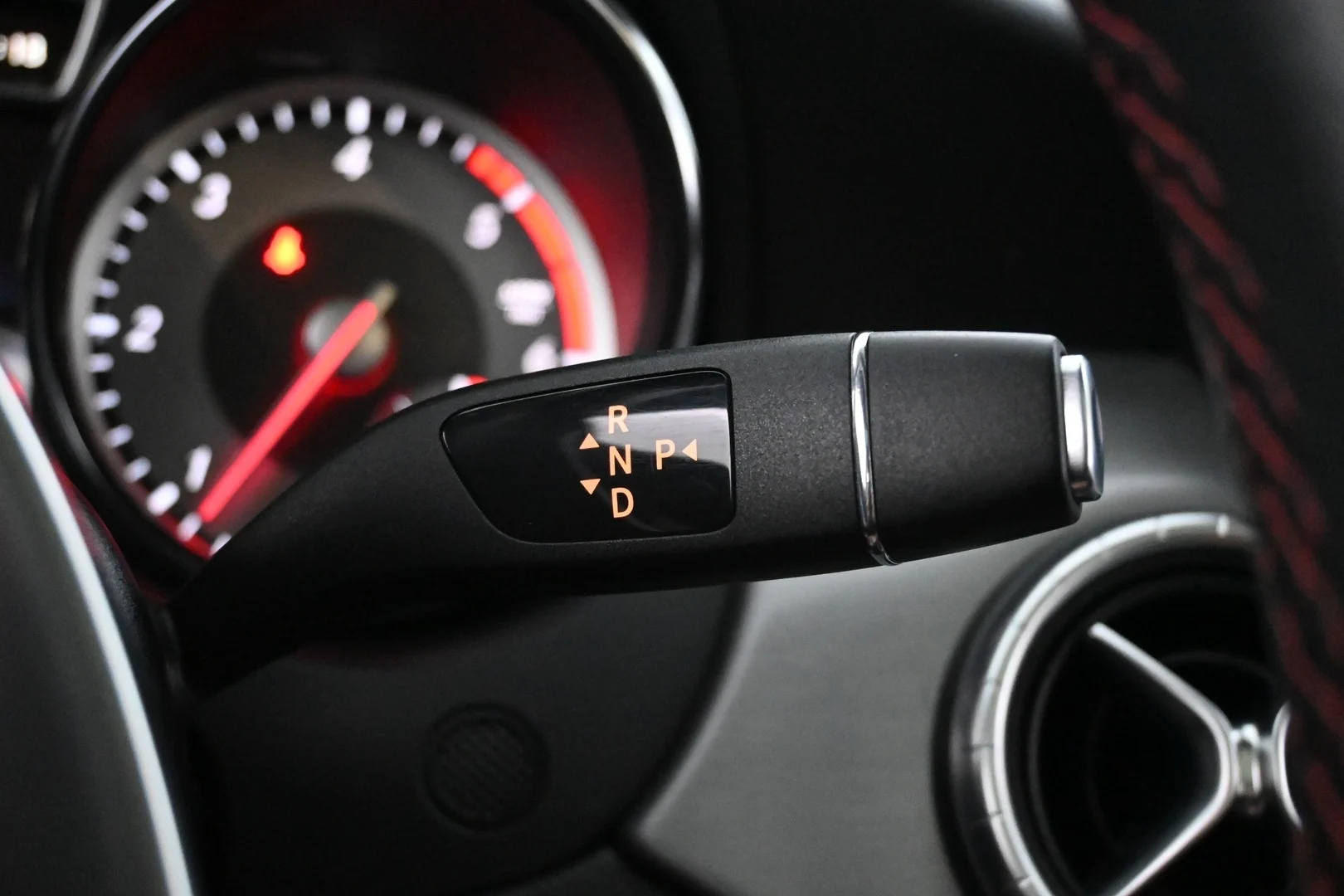 Car Image - 53VC5y9v5ghloNjKO8vSbp