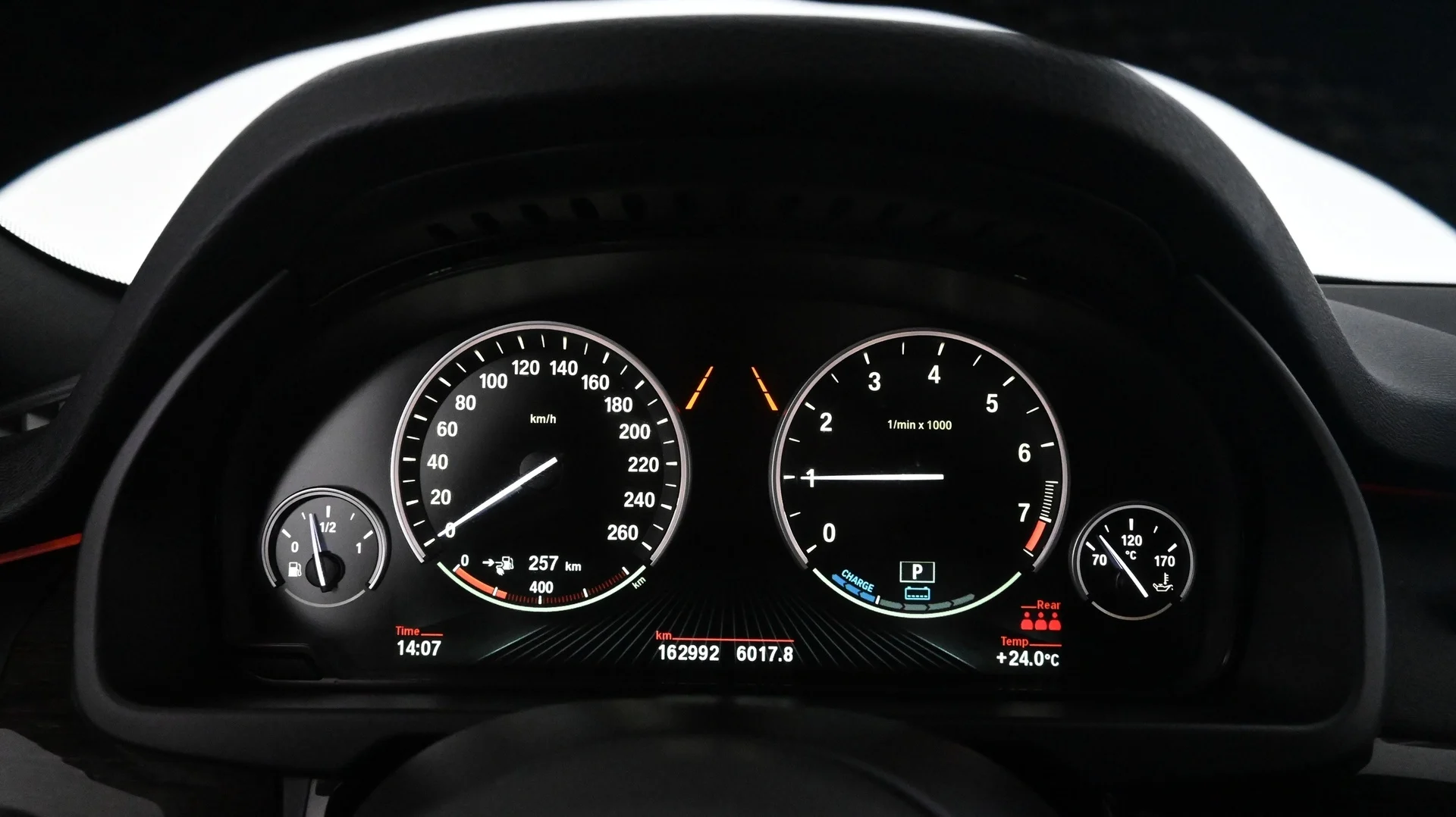 Car Image - 5b0qaLub7pwVMZwWwijONg