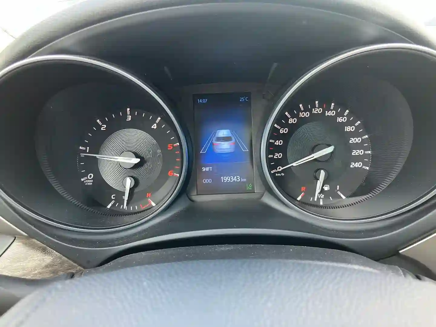 Car Image - 49uCYXjW8Qx4brmVILPROq