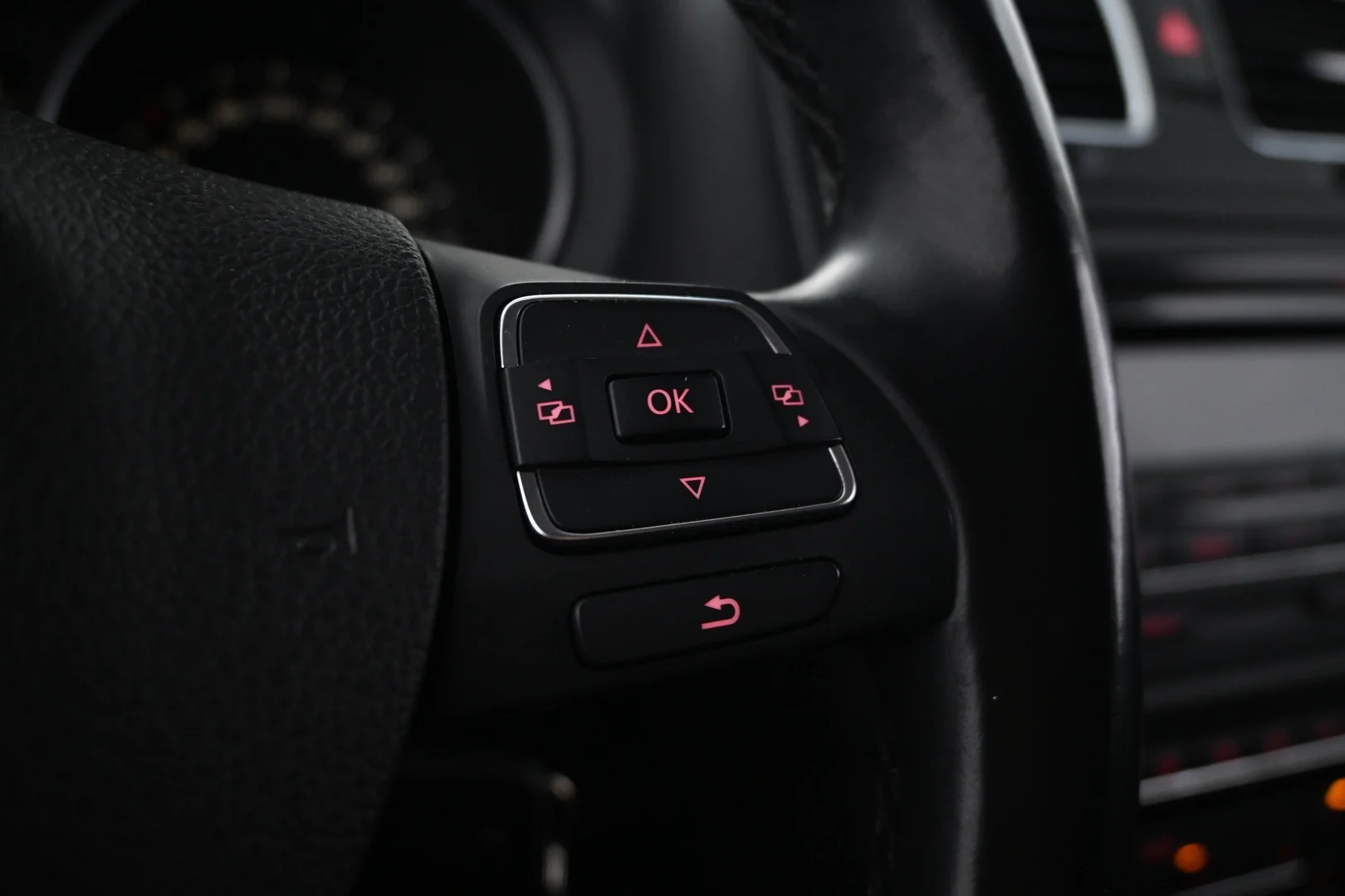 Car Image - 15GB2symRfGjtd1D8GNRcg