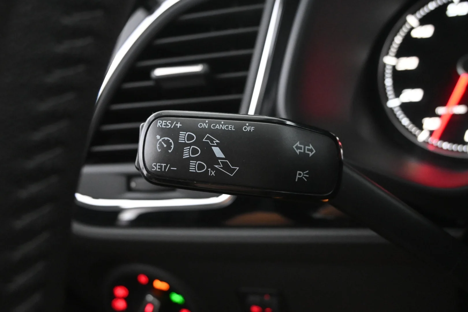 Car Image - 3g9YJx4jrkmyvwYNse6mg3