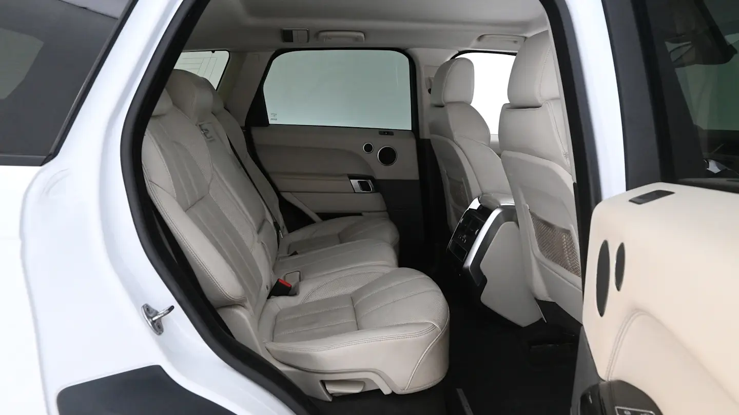 Car Image - 7fwqLXsFxd5ZdaLkh1emn1