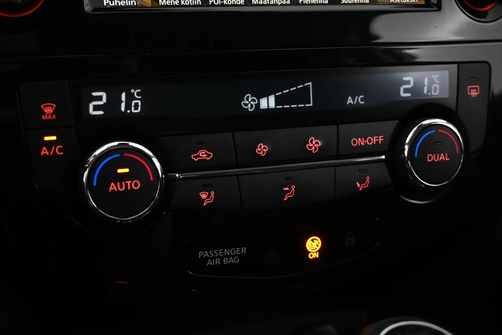 Car Image - 4js7UzV0JCAroWHY2TjNa3