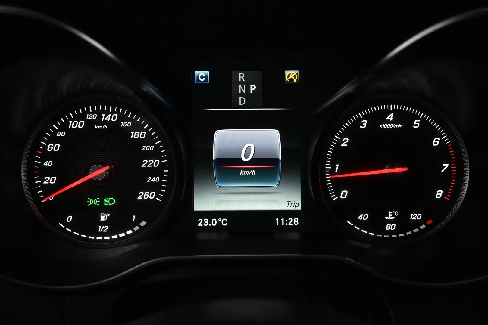 Car Image - 39WdJArrsdIxtU5tm0YrBi