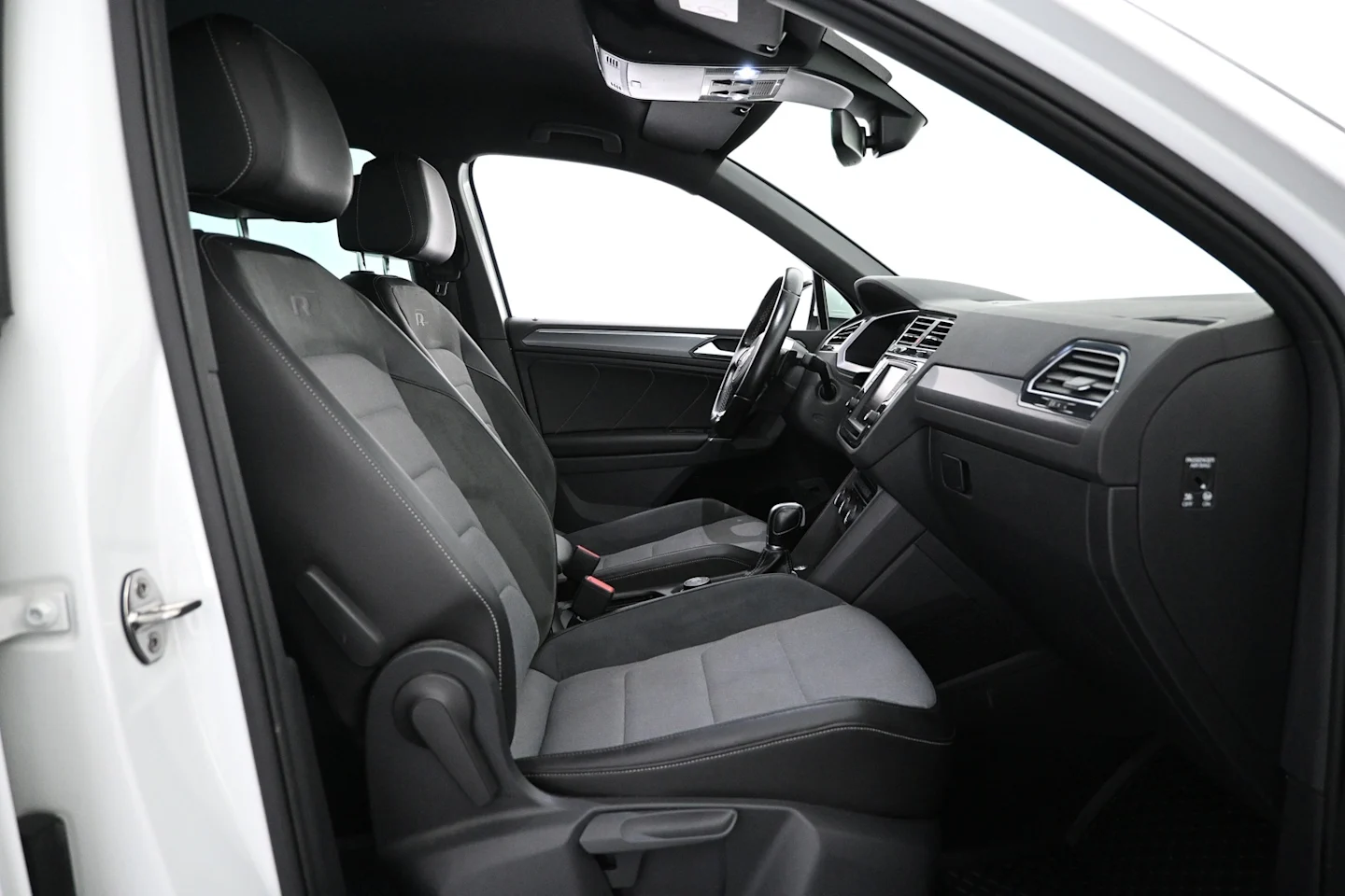 Car Image - 5EkAlc5touwqMjfZgjo9D2