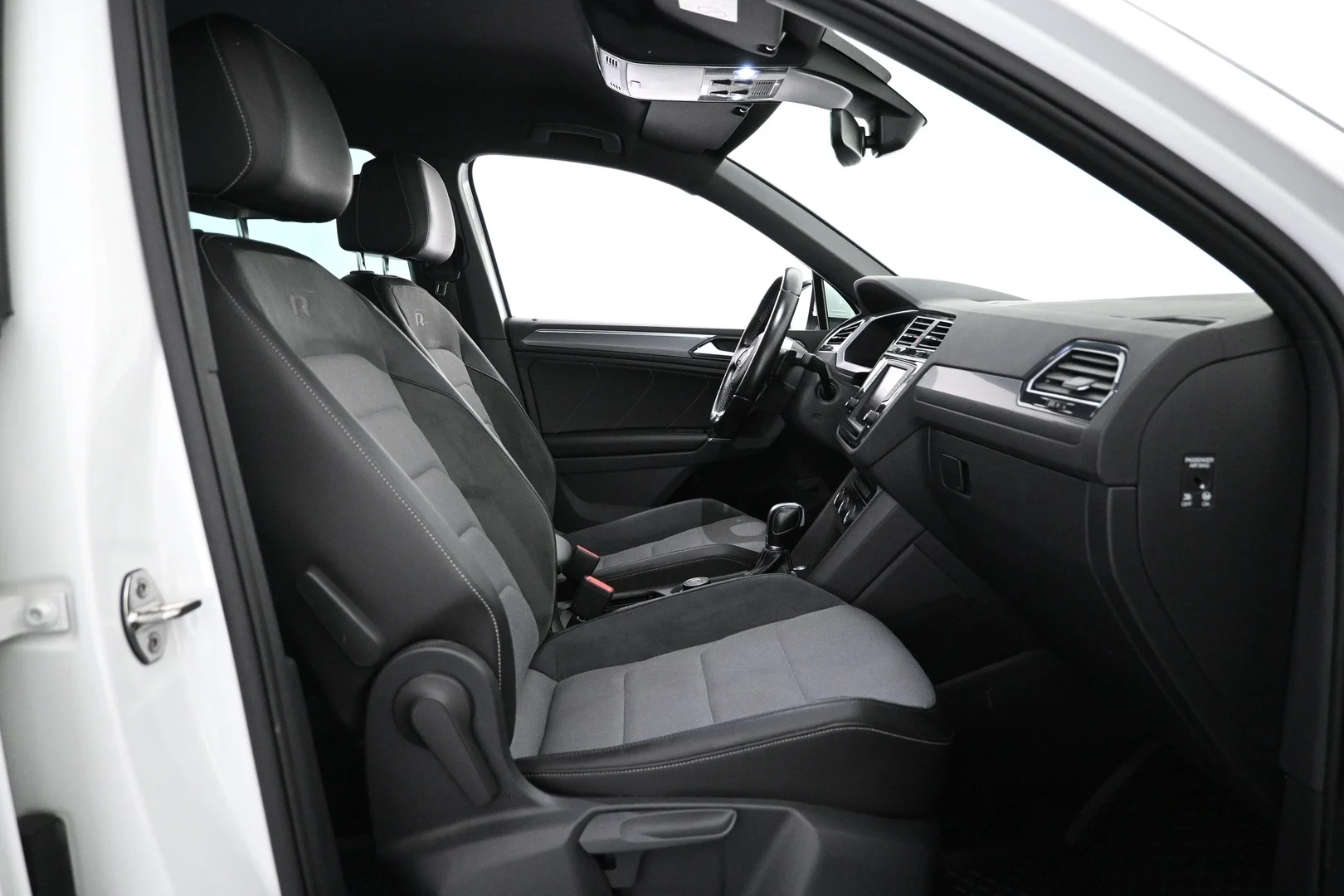 Car Image - 5EkAlc5touwqMjfZgjo9D2