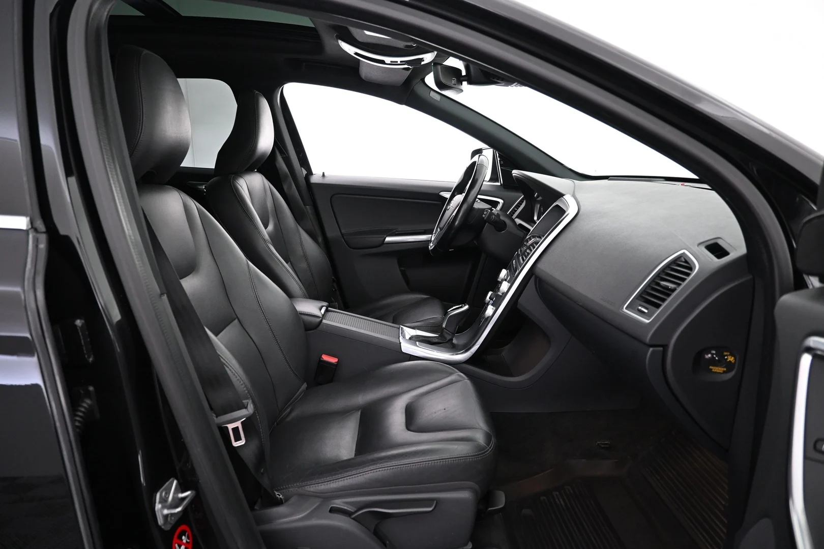 Car Image - WE69ohfozn1JV5NHDK4EF