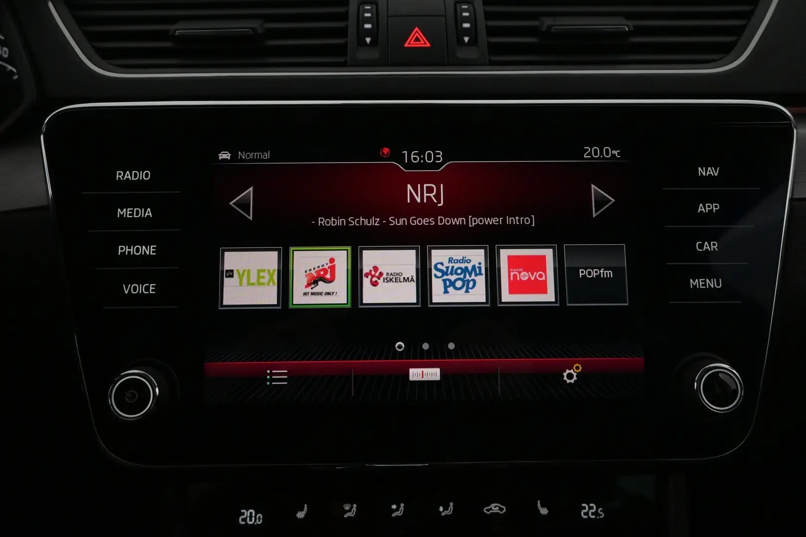 Car Image - 10NYLuMF3T2dVnSkDqeNfB