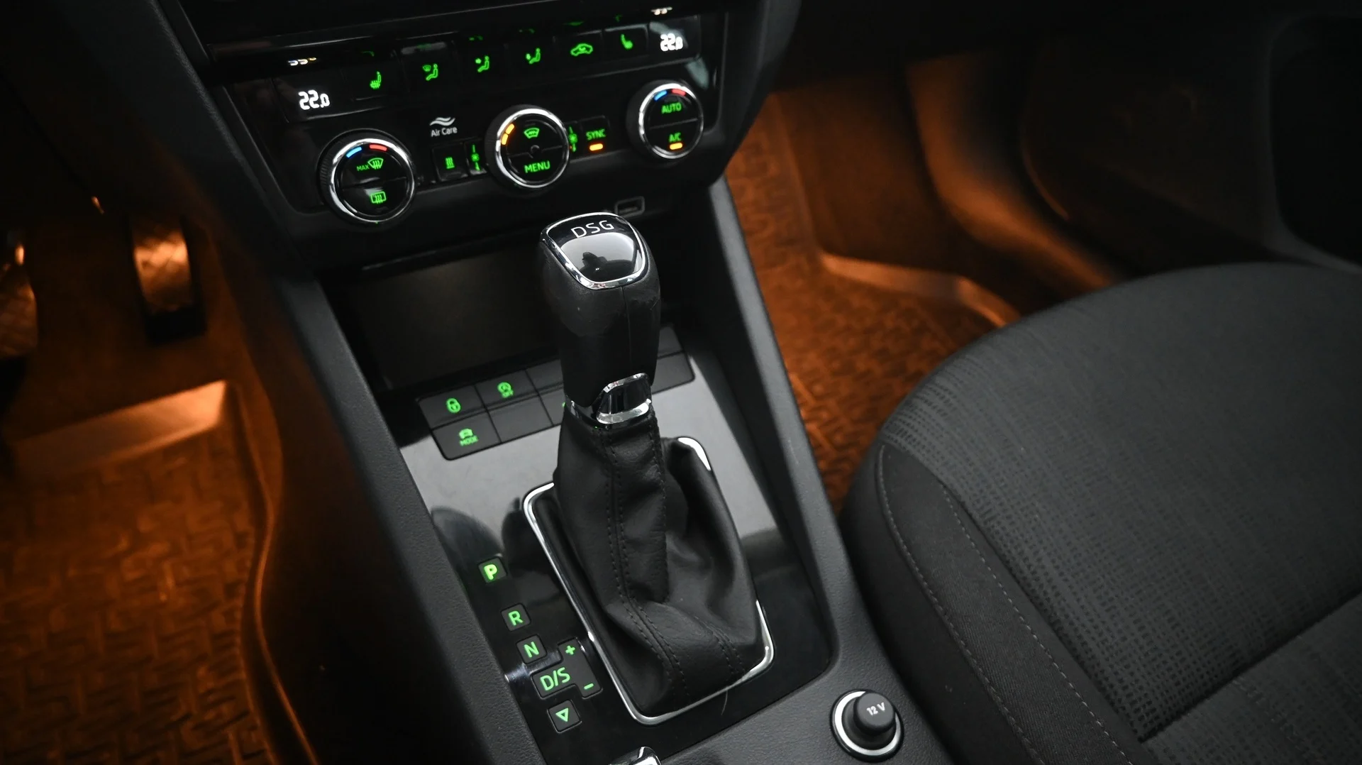 Car Image - 2urh8FMuVg50svF4eUa5vs