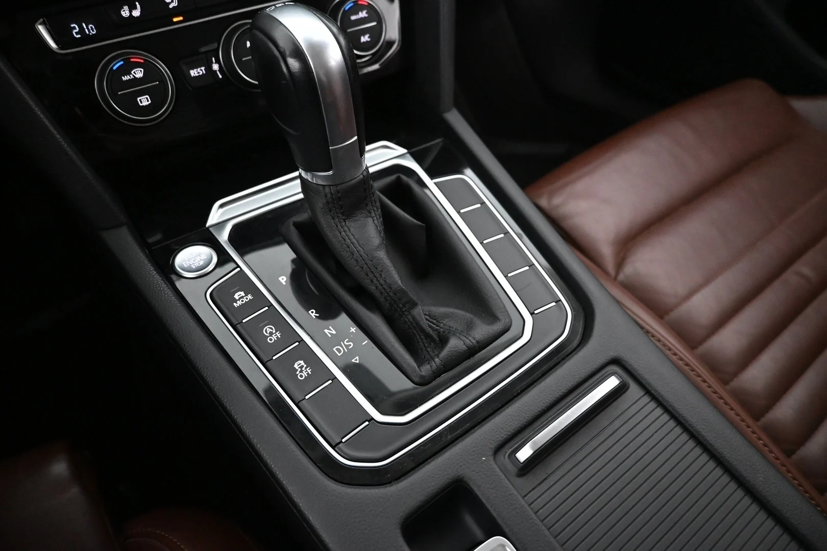 Car Image - 13DUPyOAMMVi84sJe0HFJu