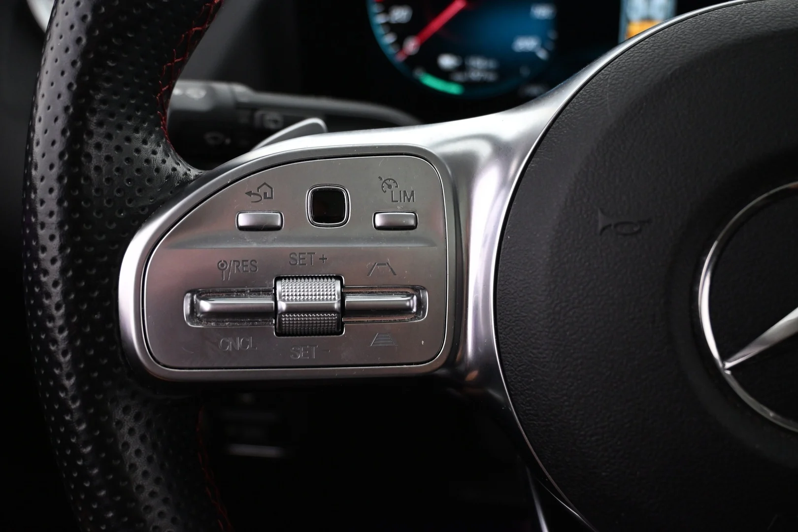 Car Image - 19UsvrAhXo0aUoh0cfov8Z