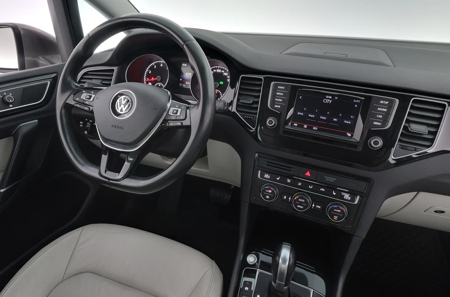 Car Image - 3pollbI9ZF05BTrbwKdpaO