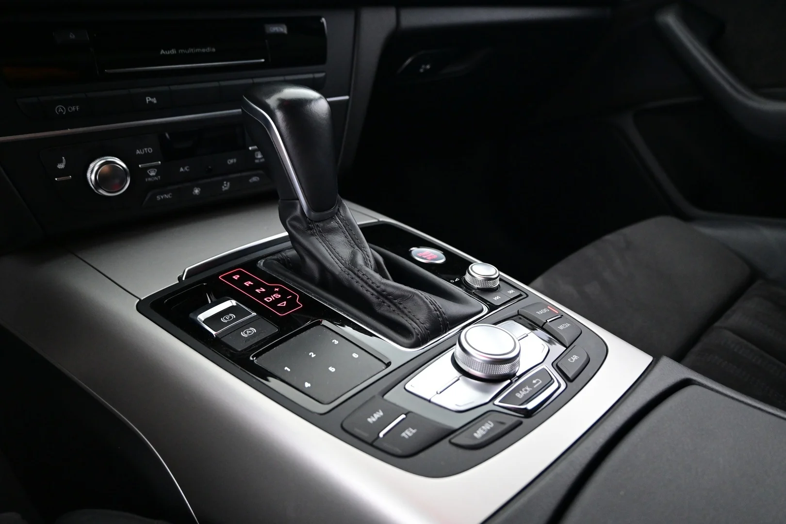 Car Image - 5uIA4rZm3hUmthA5XYZtFK