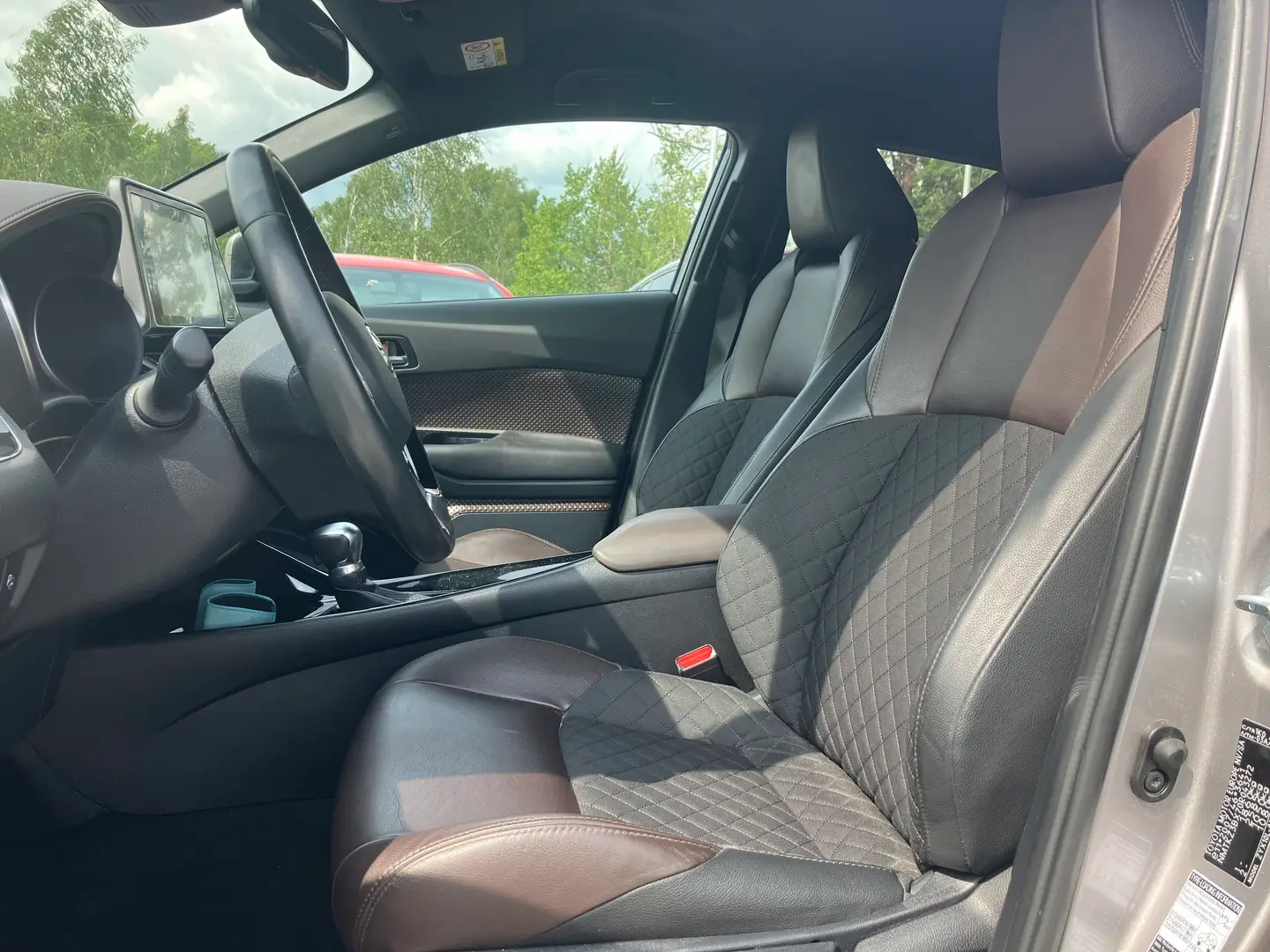 Car Image - 3Q1amyIJPYrZ0STkg3pSBx