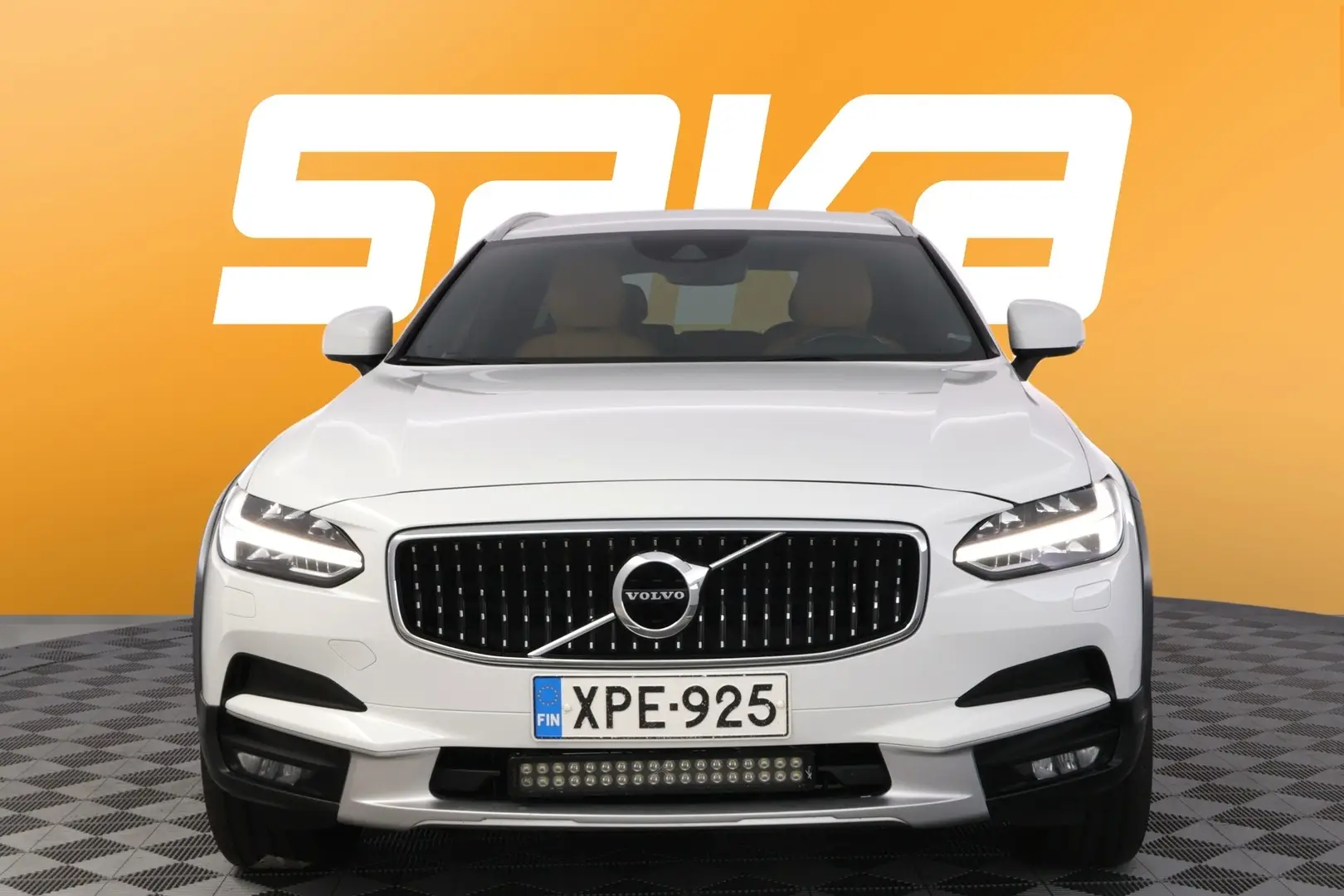 Car Image - 4JO2hyESJ2ucNvv72lsXn