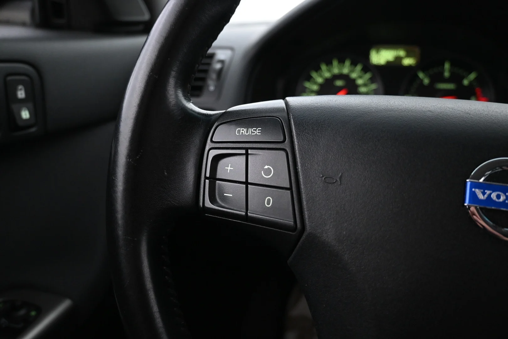 Car Image - 5ZmqDlVEinHcZxbF5yCEvc
