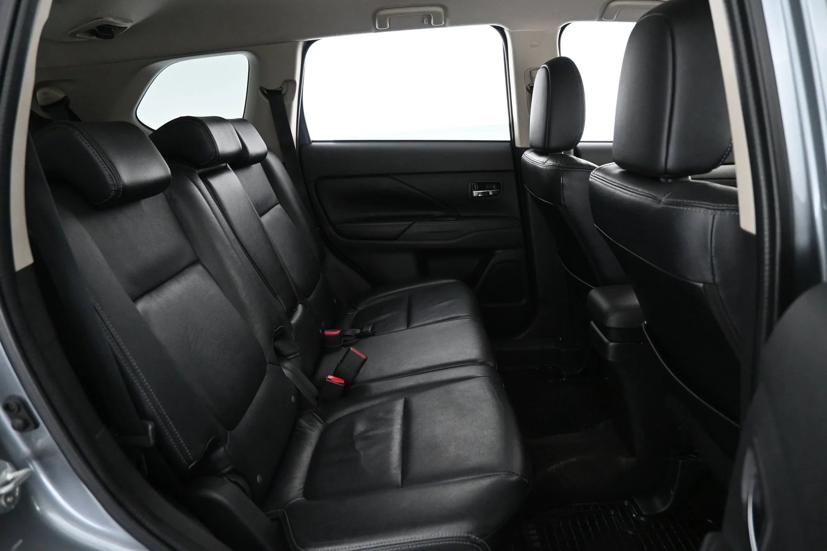 Car Image - 2o4FTHGQMoaAvoqMODUENO