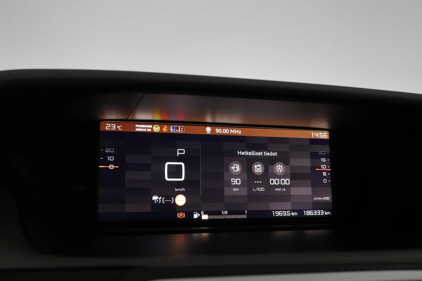 Car Image - 20B7e5Pyqp0fqrCIjOqdwU