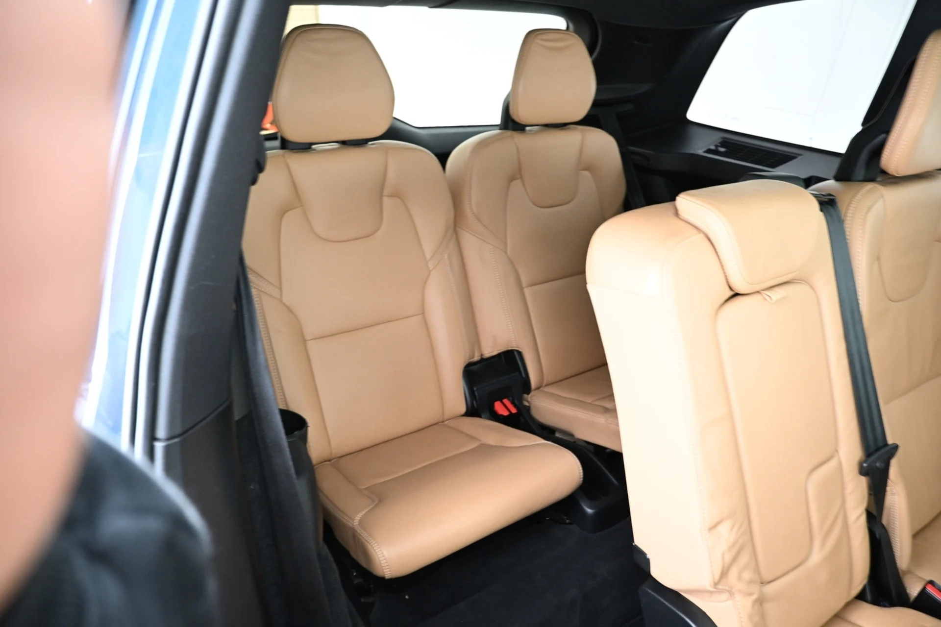 Car Image - fDYUg2HQsIU5WUibogc7n