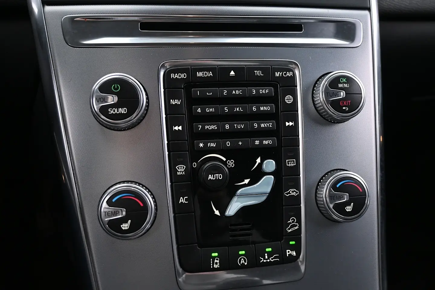 Car Image - 4JuomohA7hKUbKHU0W6gjD