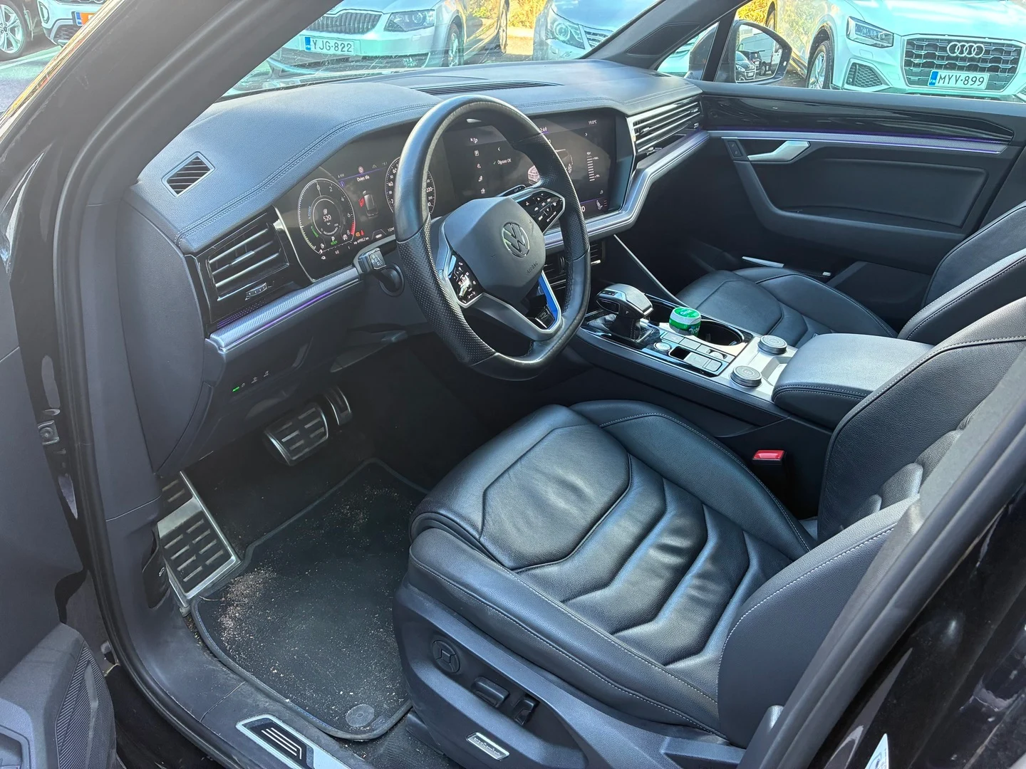 Car Image - 7evD4JI38IAPsaCkluTYNx