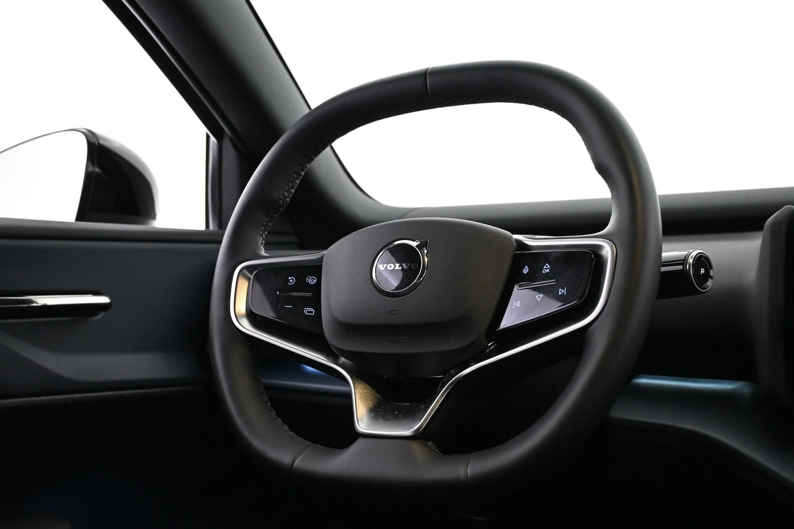 Car Image - 3MT962SBnLPcqZMViPIskL