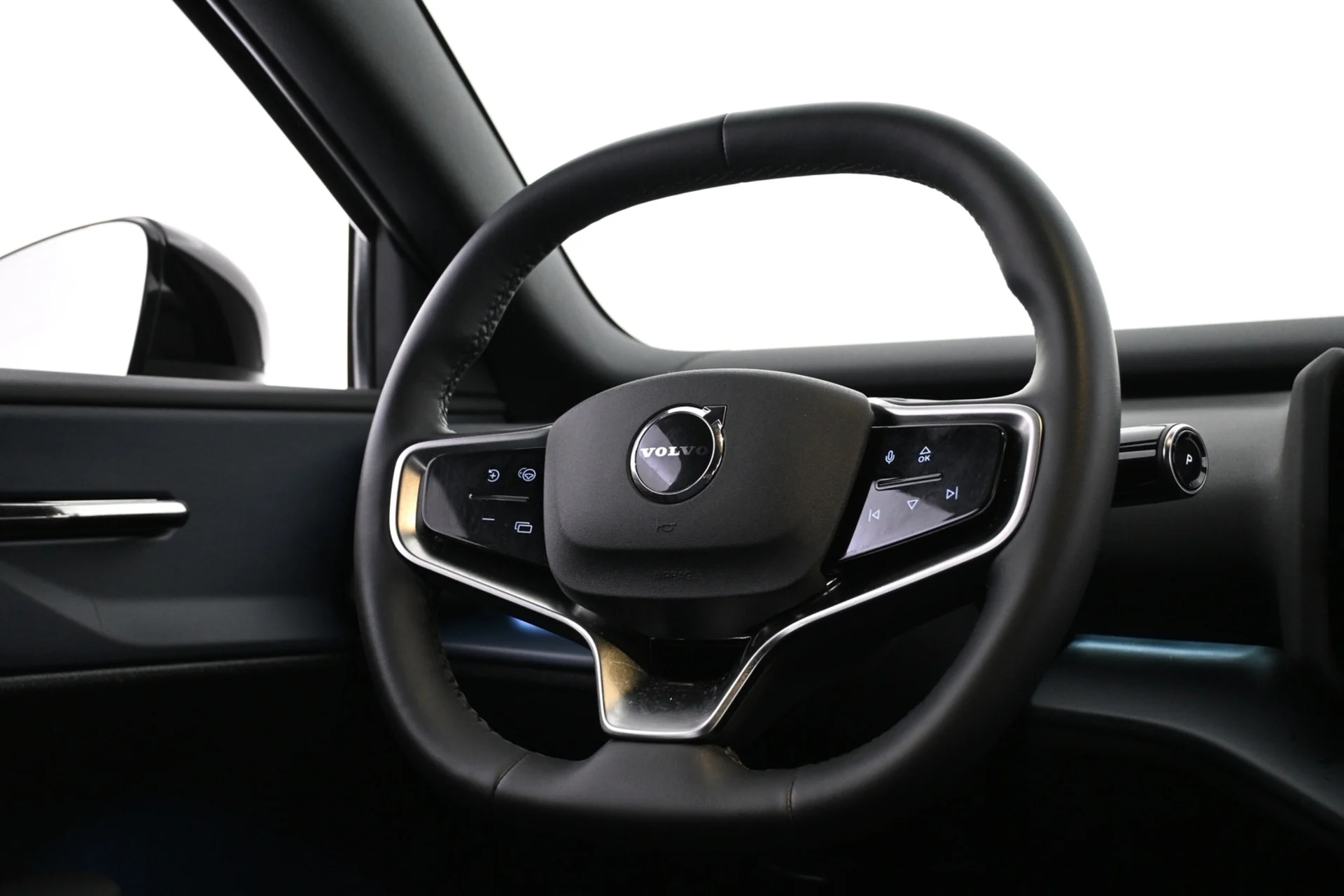 Car Image - 3MT962SBnLPcqZMViPIskL
