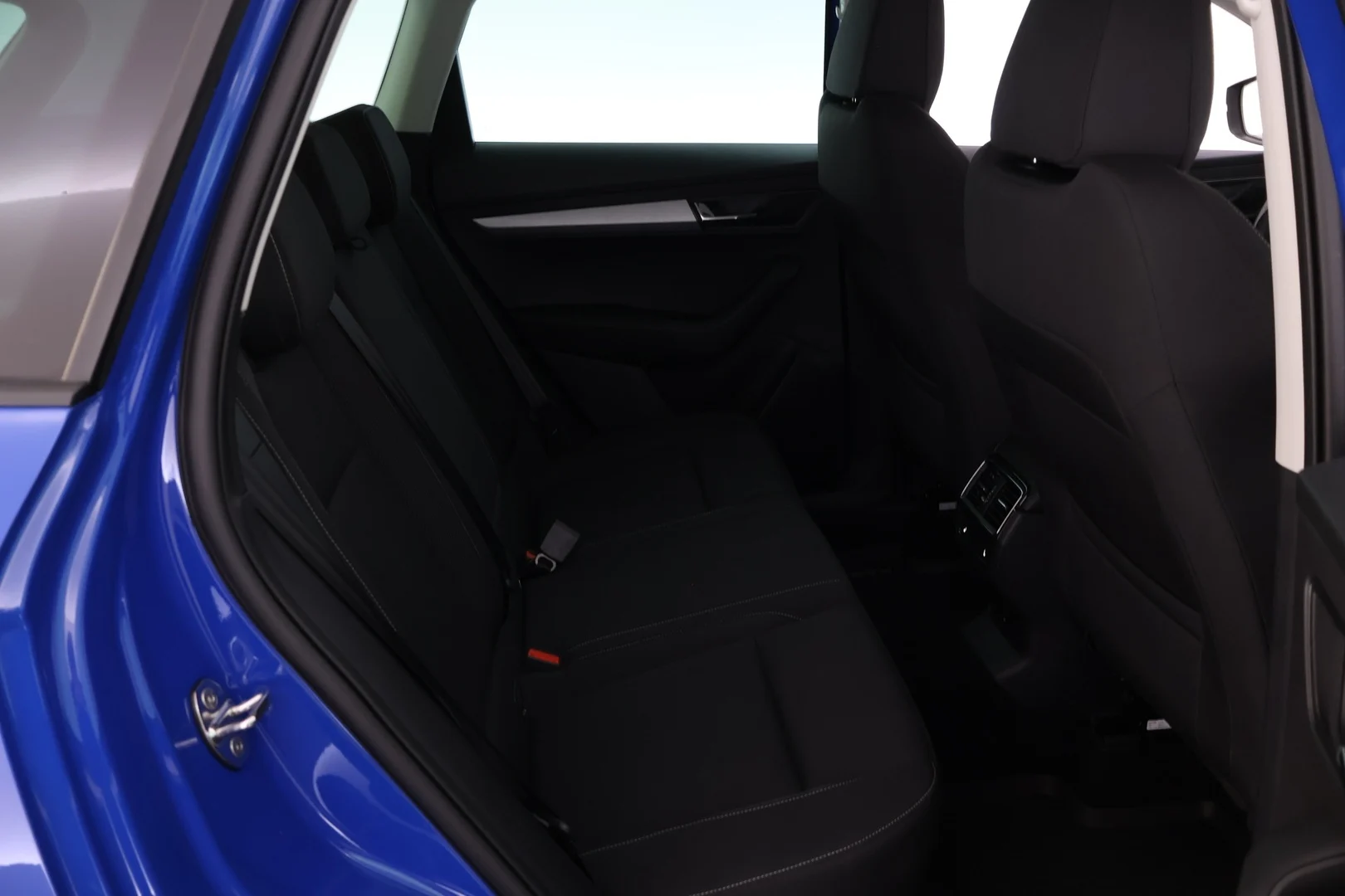 Car Image - 2gdE8d9zN4yehriGYdtD1Z