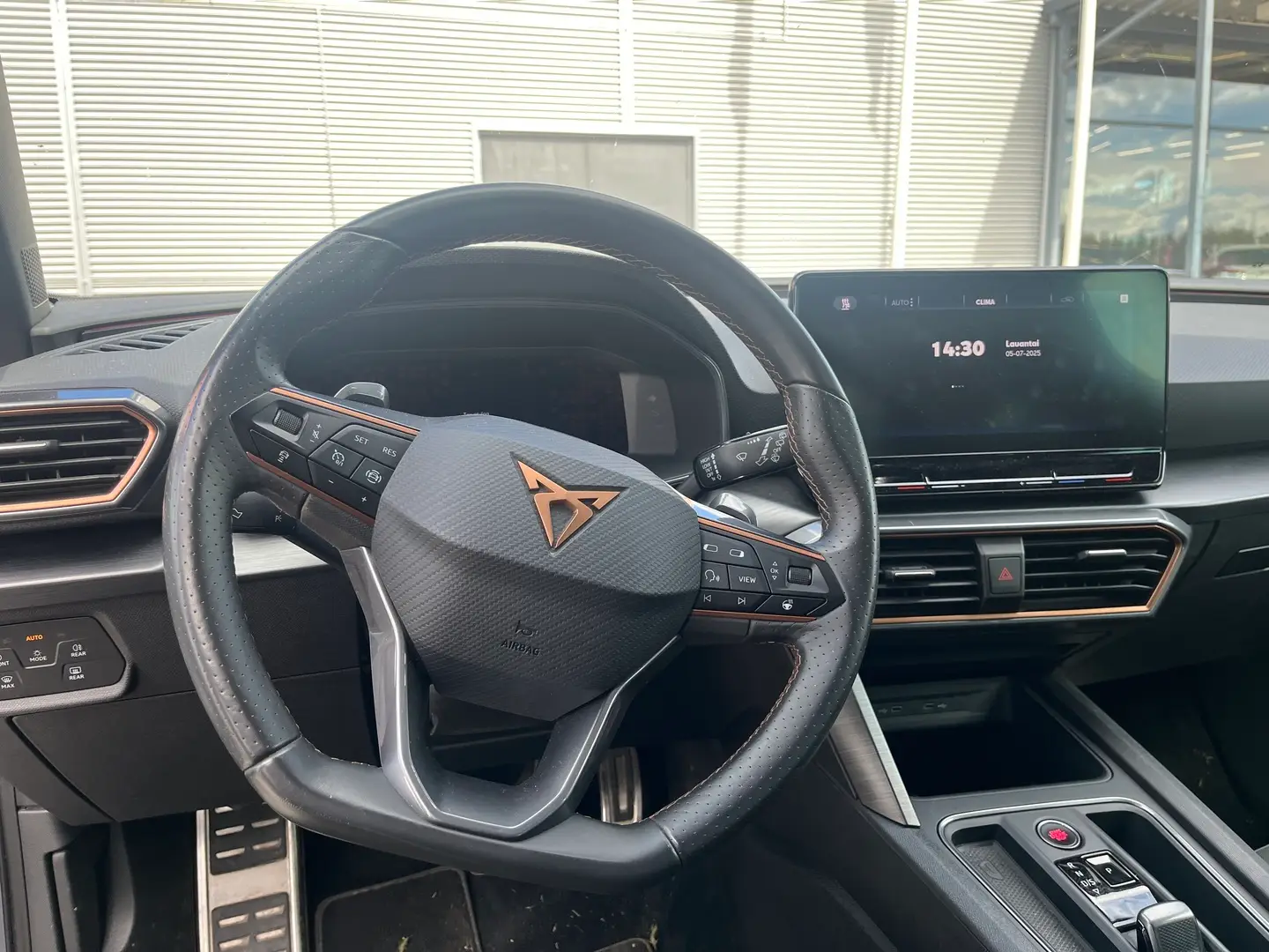 Car Image - 3rHZ81jjymrRTVXksdTBNr