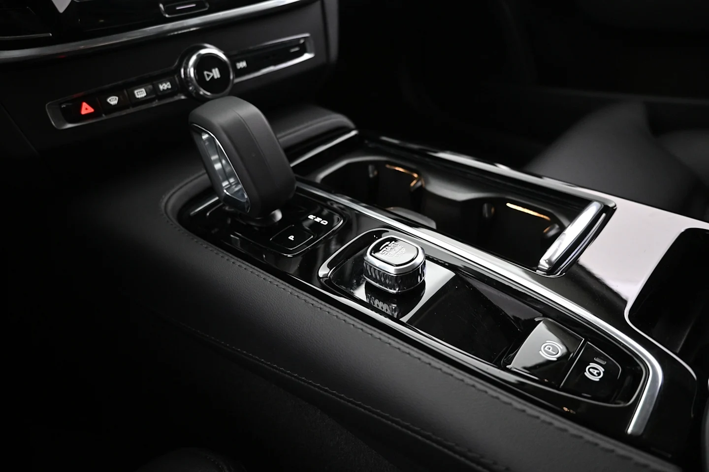 Car Image - 7naXsWQKsNkuDRiMzupdGl