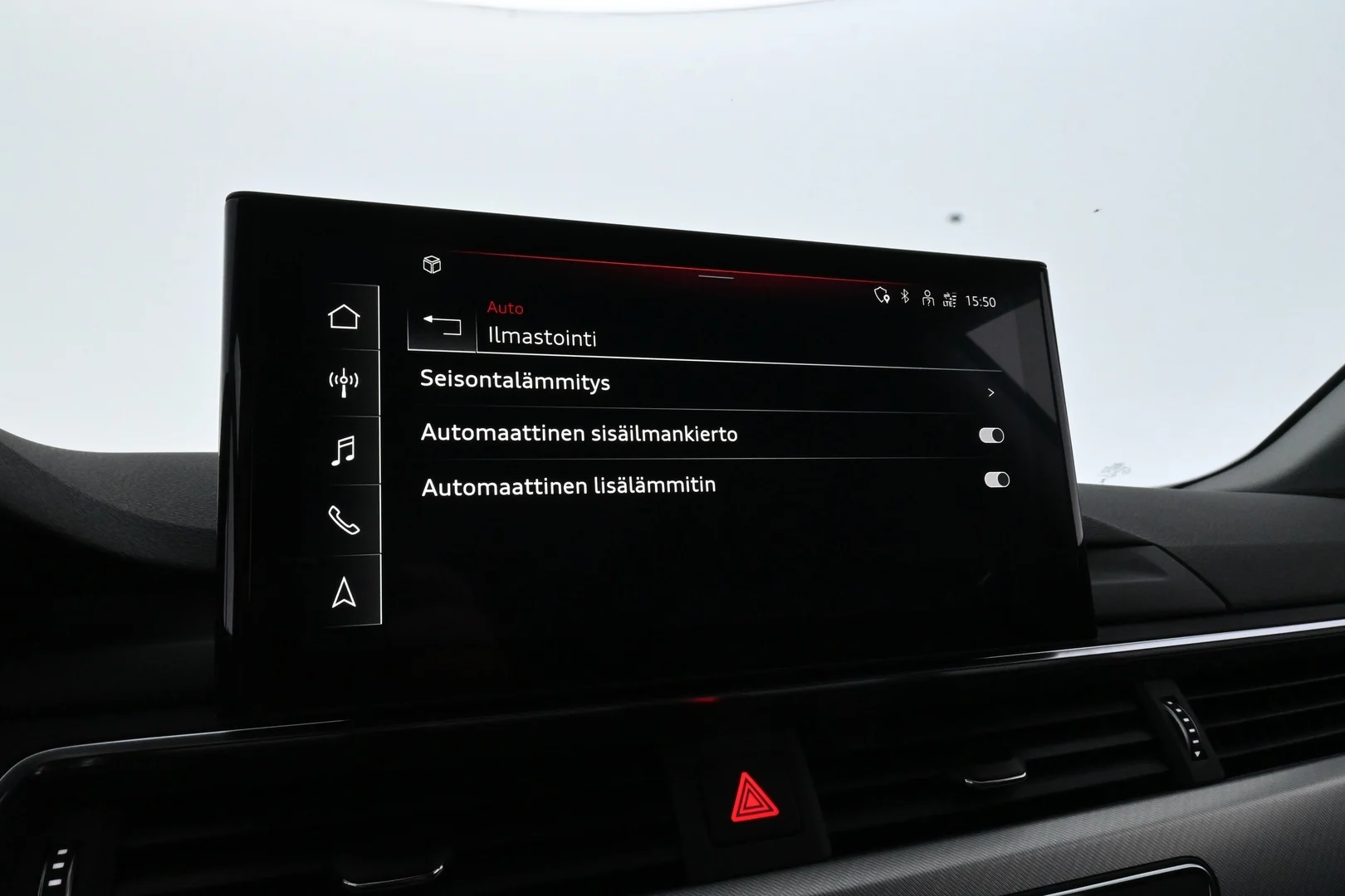 Car Image - CyON9JVkT6UArbJUaSfIK