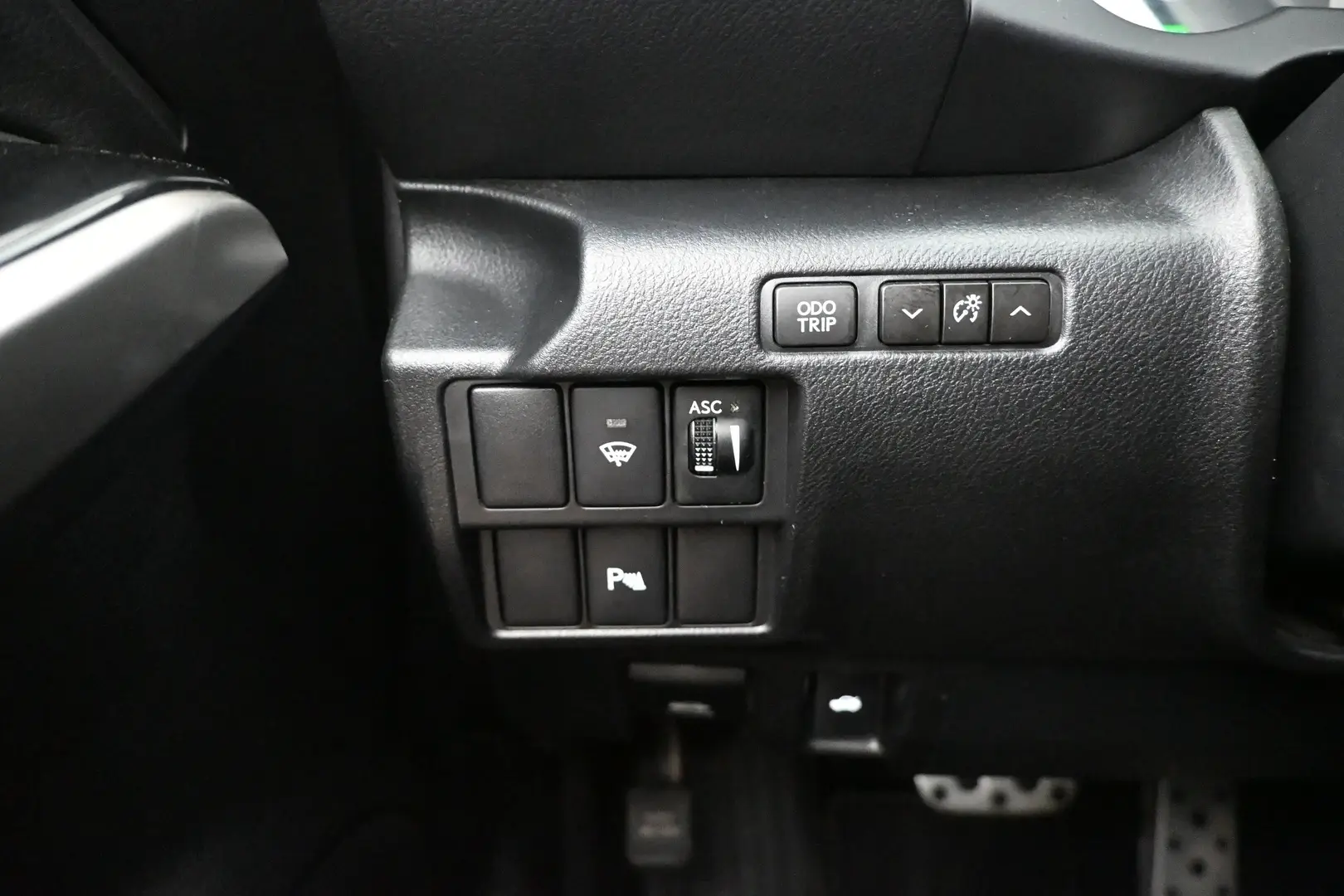 Car Image - 4lfQB3mO3gS1PAb1aFEYYR