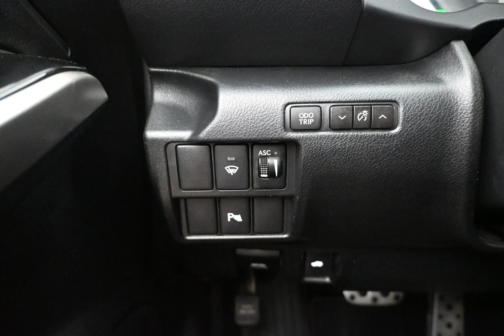 Car Image - 4lfQB3mO3gS1PAb1aFEYYR