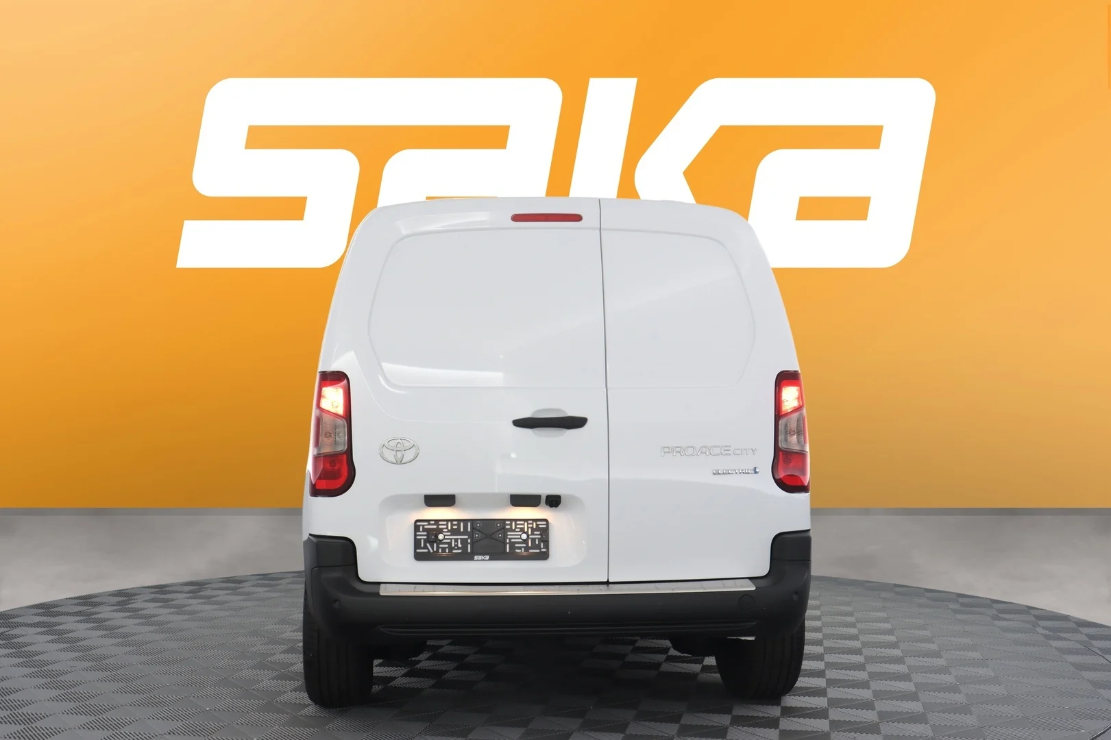 Car Image - fRAlIY0GA5wT83rhCr2aP
