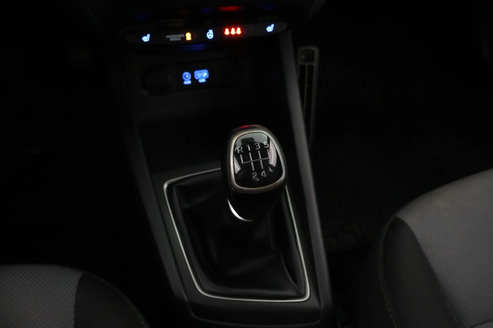 Car Image - 287qYiYxjvu2BufbW49Um5
