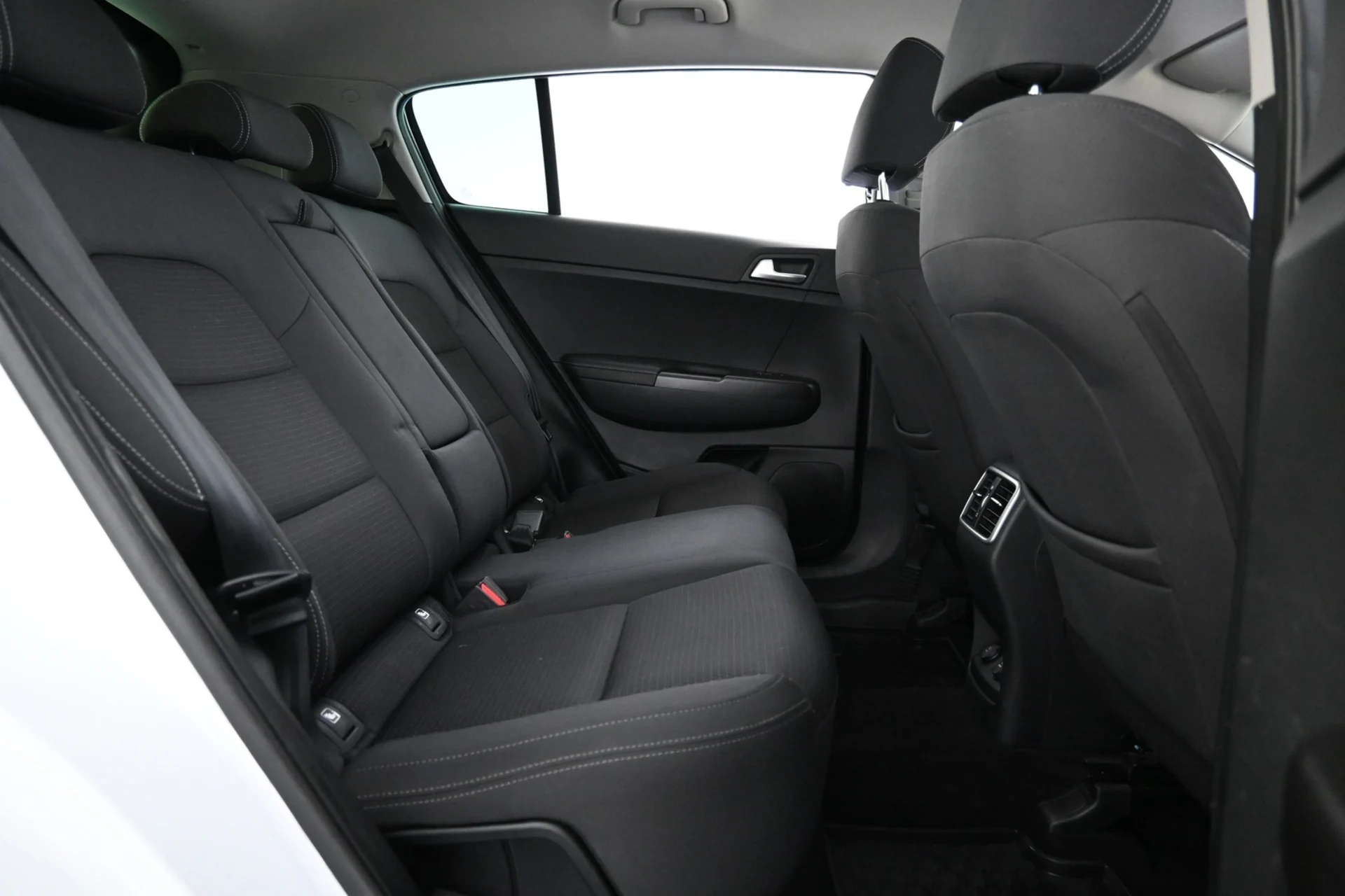 Car Image - 41gk8OyZEOoQEBfnRYl8gZ