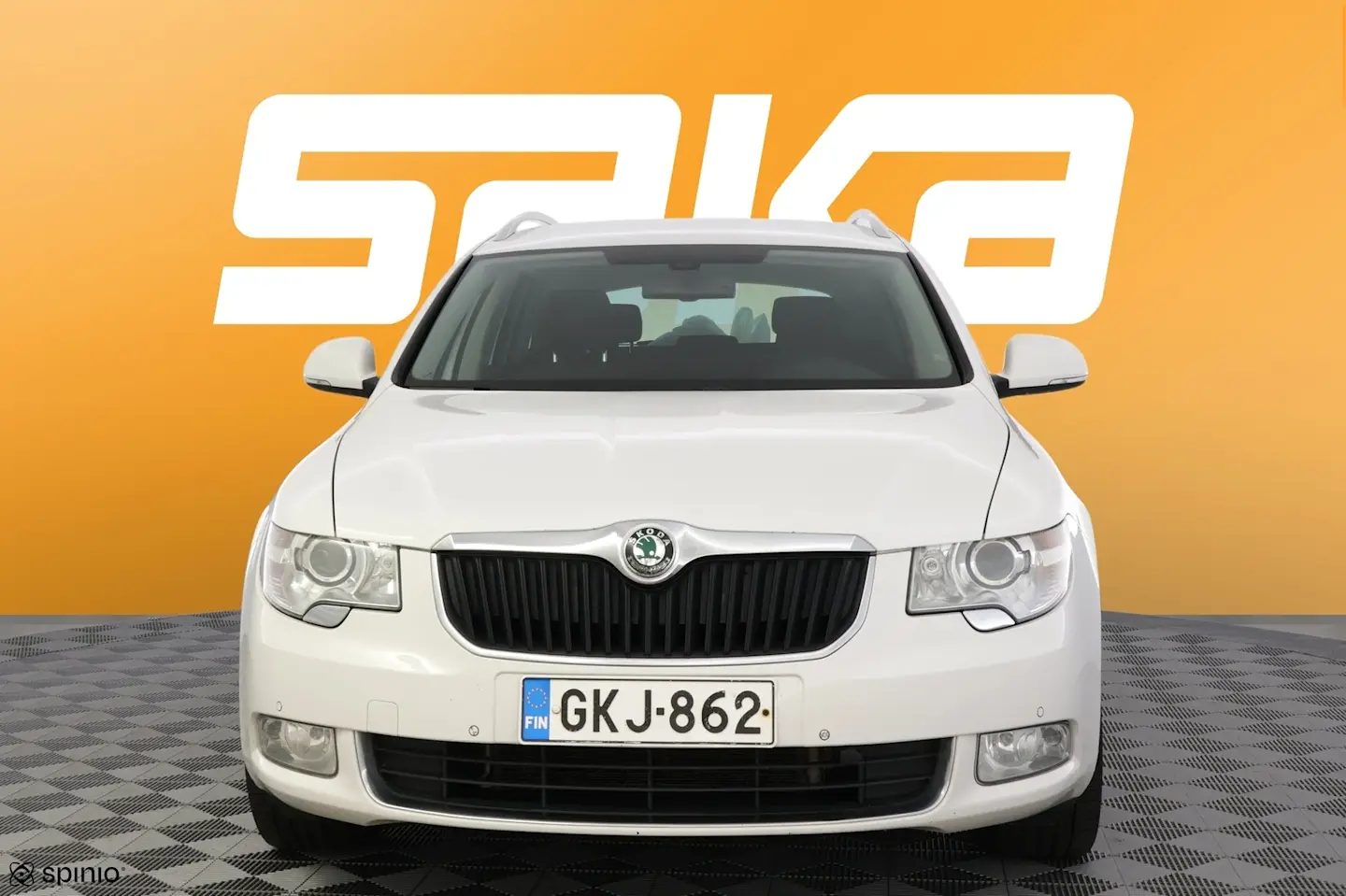 Car Image - 3th09IPSoHXlxBuwXi34r9