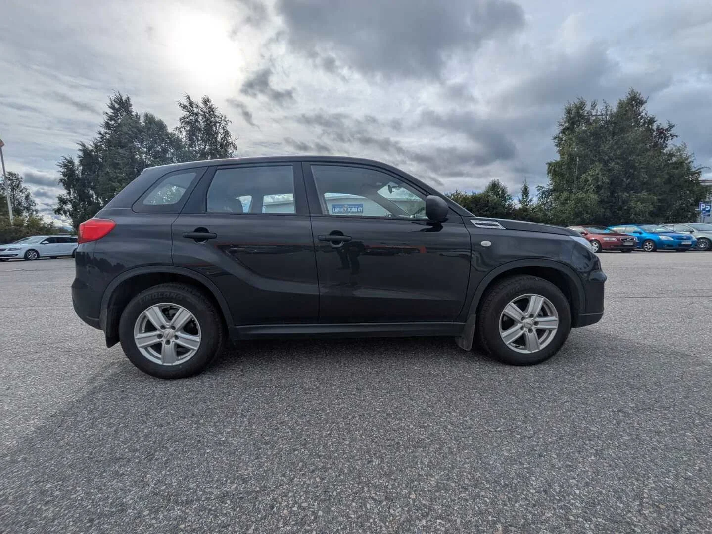 Car Image - WRmaxhIxNCBflpXvq1w7w