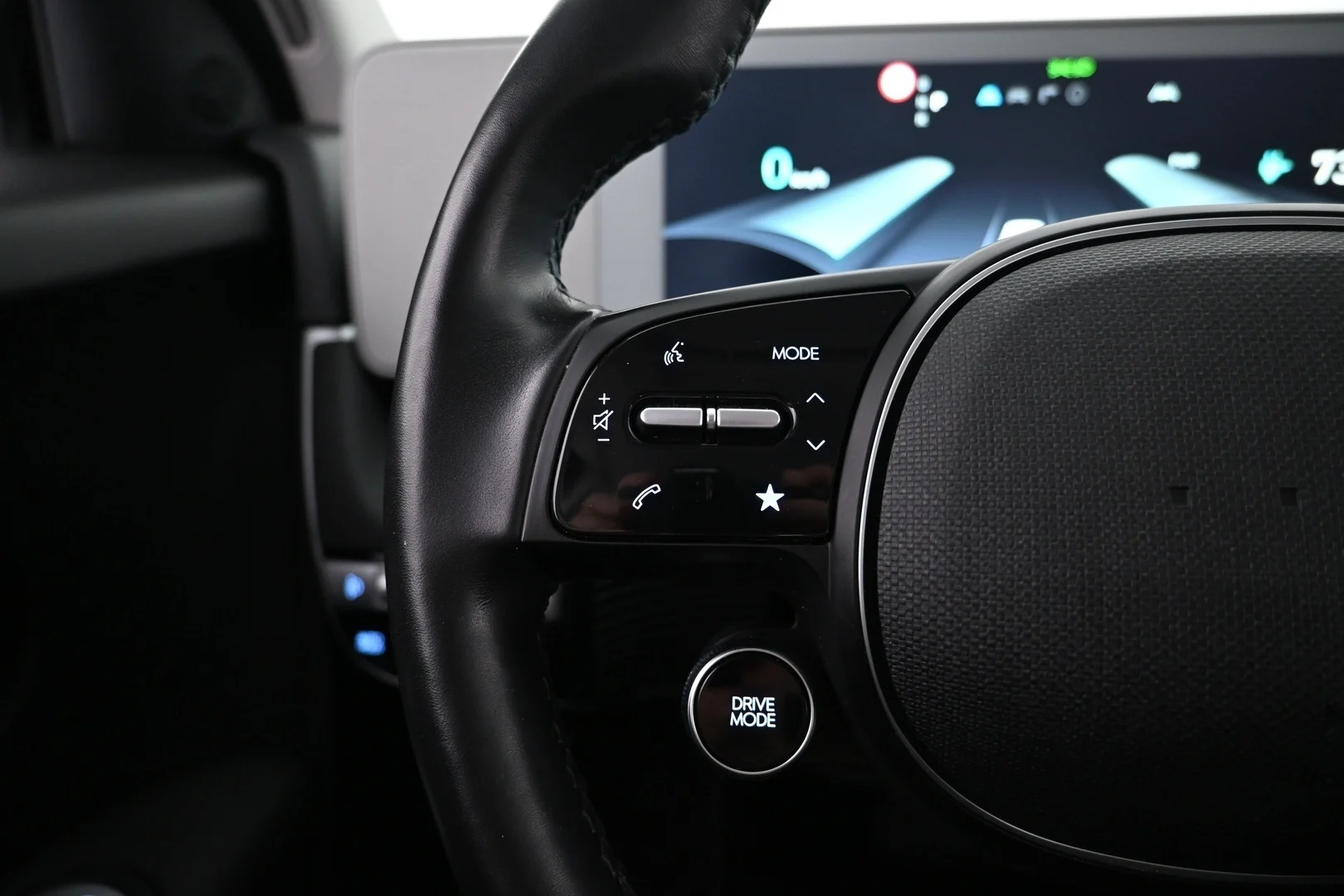 Car Image - 4mgXjGma2eQJJUrwC76a0R