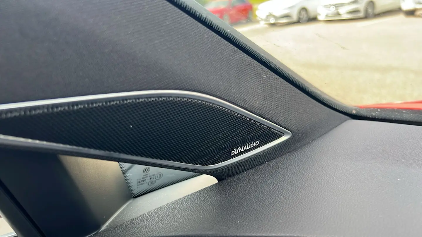 Car Image - 3ESnUwdMVgnO9mYlT9yH79
