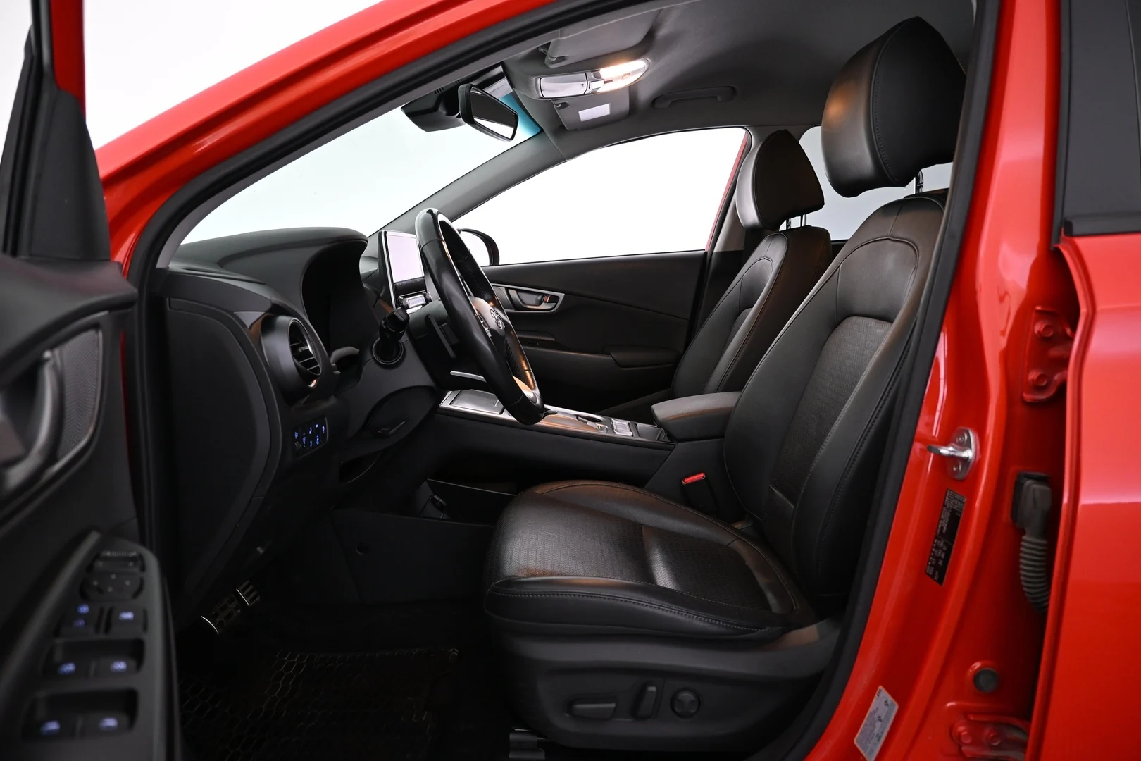 Car Image - 3wO1ie8RfznUjuGNiOjW1u